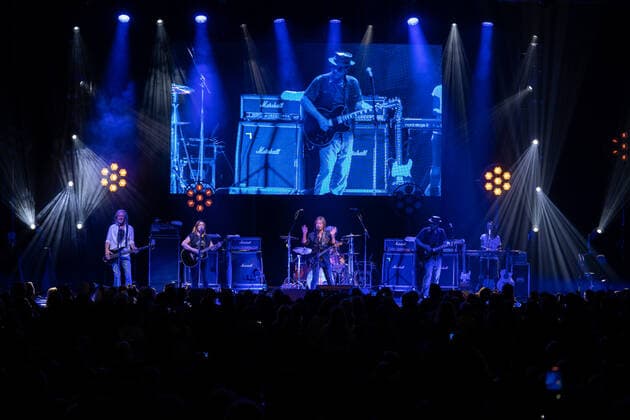 Chris Norman & Band live 2022 30.04.2022 Der britischer Singer-Songwriter Chris Norman & Band live auf seiner Forever -Tour 2022 Frankfurt Jahrhunderthalle Hessen