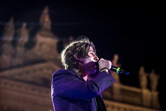 May 1, 2022, Roma, Italia: Singer Rkomi performs on stage during the traditional May Day Concert at San Giovanni Square in Rome, Italy, 01 May 2022. ANSA ANGELO CARCONI Roma Italia  - ZUMAa110 20220501_zaf_a110_052 Copyright: xAngeloxCarconix