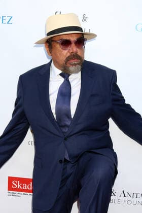 LOS ANGELES - MAY 1: George Lopez at the George Lopez Foundation s 15th Annual Celebrity Golf Tournament - Pre-Party at Baltaire Restaurant on May 1, 2022 in Brentwood, CA  Copyright: xHutchinsxPhotox xipa-agency.netx x 2022xKathyxHutchinsx xHutchinsx