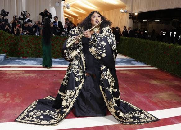 Lizzo arrives on the red carpet for The Met Gala at The Metropolitan Museum of Art celebrating the Costume Institute opening of In America: An Anthology of Fashion in New York City on Monday, May 2, 2022.  NYP20220502218 JOHNxANGELILLO
