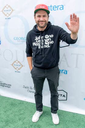 Charlie Day beim 15. Celebrity Golf Turnier der George Lopez Foundation im Lakeside Country Club. Toluca Lake, 02.05.2022