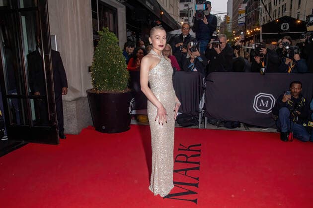 May 2, 2022, New York, United States: Phoebe Bridgers wearing Jonathan Simkhai departs The Mark Hotel for 2022 Met Gala in New York City. New York United States - ZUMAs197 20220502_zaa_s197_395 Copyright: xRonxAdarx