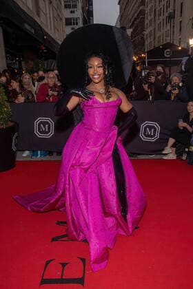 May 2, 2022, New York, United States: SZA departs The Mark Hotel for 2022 Met Gala in New York City. New York United States - ZUMAs197 20220502_zaa_s197_459 Copyright: xRonxAdarx