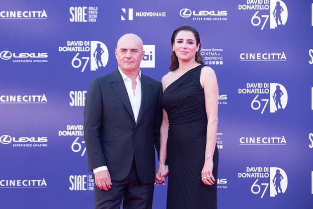 Verleihung des David di Donatello-Preises 2022 in Rom Italy: Red Carpet of David di Donatello 2022 Awards ceremony Luisa Ranieri and Luca Zingaretti attend the red carpet of David di Donatello 2022 awards ceremony in Rome Rome Italy Copyright: MatteoxNardone