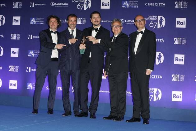 Foto IPP Pizzi Paolo Roma 03-05-2022 cerimonia di consegna del 67 David Di Donatello premio del cinema italiano In foto: Mattia Guerra, Andrea Occhipinti, Gabriele Mainetti, Paolo Del Brocco and Stefano Massenzi, premiati per la miglior produzione Italy Photo Press - World Copyright