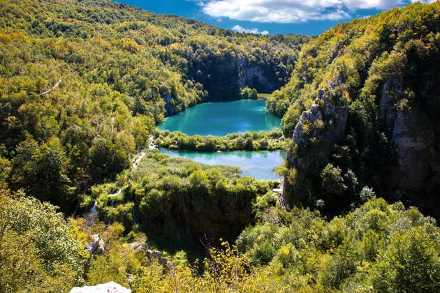 Falling lakes of Plitvice National park, Croatia , 3191057.jpg, croatia, plitvice, lake, lakes, national, park, canyon, river, korana, turquoise, water, flowing, view, beautiful, amazing, scenery, nature, environment, waterfall, green, colorful, cascade, flora, flow, forest, landscape, outdoors, pond, scenic, travel, valley, vivid, wild, wilderness, cliff, rock, stone, sky, blue, path, gorge, lika,