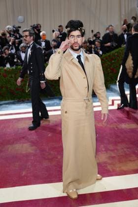 The Met Gala 2022 Celebrating In America: An Anthology Of Fashion NEW YORK, NEW YORK - MAY 02: Bad Bunny attend The 2022 Met Gala Celebrating In America: An Anthology of Fashion at The Metropolitan Museum of Art on May 02, 2022 in New York City. New York City United States  Copyright: xJohnxNacionx originalFilename: nacion-the2022m220502_npEFA.jpg