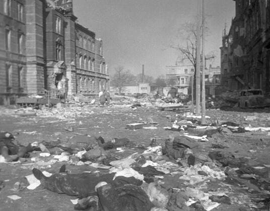WWII CORPSES TOWN STREET 2570 10.02.1945 Corpses of civilians on the street. Leaflets scattered around them. Evzerihin Sputnik Poland  Copyright: xEvzerihinx