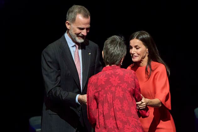 Spanisches Königspaar bei der Verleihung des nationalen Forschungspreises in Barcelona 05-05-2022 Barcelona Queen Letizia and King Felipe attend the national research awards 2021 at the auditorium of the Barcelona International Convention Center (CCIB) in Barcelona. No Spain Â  Copyright: xPPEx