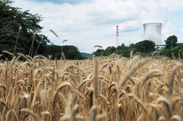 IMAGO Nature: Unsere Erde, Energiequellen, Kernenergie KERNKRAFTWERK LEIBSTADT Das Kernkraftwerk Leibstadt am Freitag (10.07.09) in Leibstadt. Aargau Schweiz Suisse Svizzera Switzerland *** NUCLEAR POWER PLANT LEIBSTADT The nuclear power plant Leibstadt on Friday 10 07 09 in Leibstadt Aargau Switzerland Suisse Svizzera Switzerland  Copyright: Ex-PressxMarkusxFortex MFO20090710_014