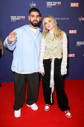 Monet192 und Esther Graf beim Bunte New Faces Award Music 2022 im The Reed. Berlin, 05.05.2022