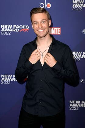 Chris Waschek beim Bunte New Faces Award Music 2022 im The Reed. Berlin, 05.05.2022