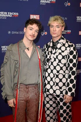 Roman Lochmann und Heiko Lochmann von HE RO beim Bunte New Faces Award Music 2022 im The Reed. Berlin, 05.05.2022