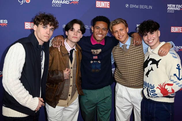 Levin Hotho, Tobi.you, Moritz Di Matteo, Malwyn Burkhalter und Kris Grippo beim Bunte New Faces Award Music 2022 im The Reed. Berlin, 05.05.2022