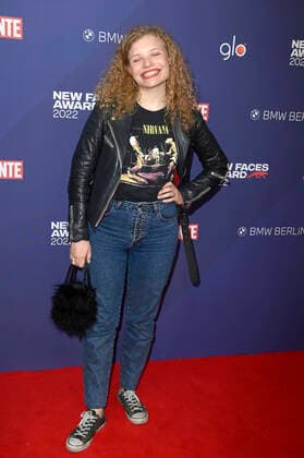 Luisa-Celine Gaffron beim Bunte New Faces Award Music 2022 im The Reed. Berlin, 05.05.2022