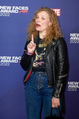 Luisa-Celine Gaffron beim Bunte New Faces Award Music 2022 im The Reed. Berlin, 05.05.2022