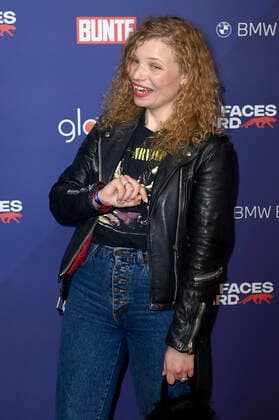 Luisa-Celine Gaffron beim Bunte New Faces Award Music 2022 im The Reed. Berlin, 05.05.2022