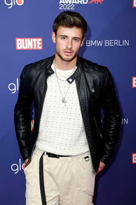 Fabian Arnold beim Bunte New Faces Award Music 2022 im The Reed. Berlin, 05.05.2022