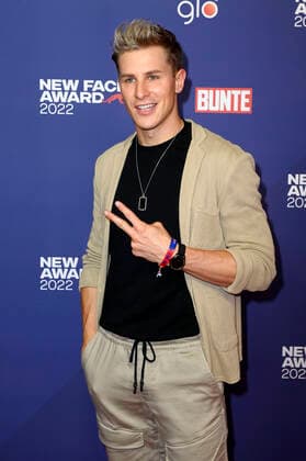 Lukas Sauer beim Bunte New Faces Award Music 2022 im The Reed. Berlin, 05.05.2022