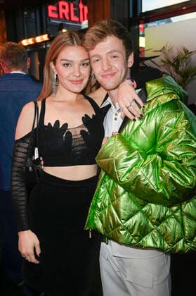Emilia Roberts und Timur Bartels beim Bunte New Faces Award Music 2022 im The Reed. Berlin, 05.05.2022