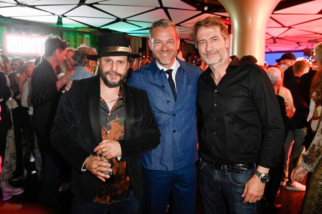 Guido Broscheit, Rik Strubel und Constantin von Jascheroff beim Bunte New Faces Award Music 2022 im The Reed. Berlin, 05.05.2022
