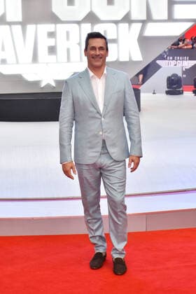 Top Gun: Maverick Film Premiere MEXICO CITY, MEXICO - MAY 6, 2022: American actor Jon Hamm poses for photos during the red carpet of Top Gun: Maverick film premiere at Cinepolis Toreo Parque Central. On May 6, 2022 in Mexico City, Mexico. (Photo by Carlos Tischler Eyepix Group). Copyright: xCarlosxTischlerx xEyepixxGroupx EYEPIX_CT_06052022_64319