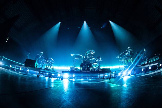 James Blake live in Copenhagen, Denmark Copenhagen, Denmark. 06th, May 2022. The English singer and musician James Blake performs a live concert at KB Hallen in Frederiksberg, Copenhagen. Copenhagen Denmark  Copyright: xGonzalesxPhoto ErlingxBrodersenx