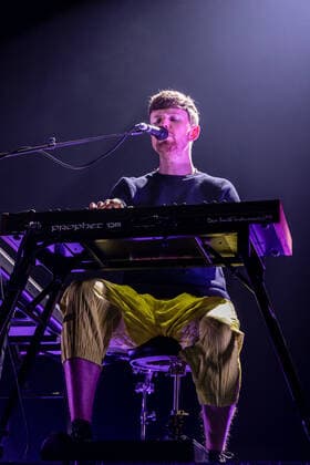 James Blake live in Copenhagen, Denmark Copenhagen, Denmark. 06th, May 2022. The English singer and musician James Blake performs a live concert at KB Hallen in Frederiksberg, Copenhagen. Copenhagen Denmark  Copyright: xGonzalesxPhoto ErlingxBrodersenx