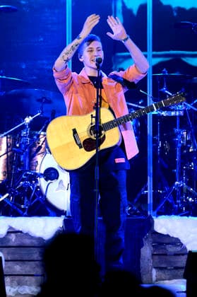 Nathan Evans liv in der ZAG Arena in Hannover. Hannover, 07.05.2022