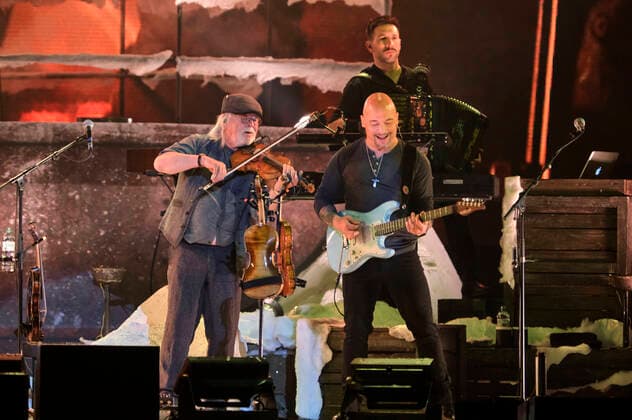 Santiano live bei einem Konzert der Wenn die Kälte kommt -Tour in der ZAG Arena. Hannover, 07.05.2022