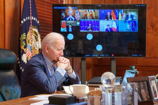 News Themen der Woche KW18 News Bilder des Tages May 8, 2022, Greenville, DE, United States: U.S. President Joe Biden listens during the Group of Seven video conference from his private residence, May 8, 2022 in Greenville, Delaware. Greenville United States - ZUMAp138 20220508_zaa_p138_093 Copyright: xAdamxSchultz WhitexHousex