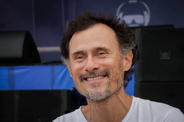 RIO DE JANEIRO, RJ - 08.05.2022: TIM MUSIC FESTIVAL RJ - ENRIQUE DIAS during the TIM Music Rio Festival, a music festival that brings together great names of national music, for free, at Copacabana Beach, in Rio de Janeiro, RJ. x2203422x  AndréxHorta