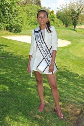 24. Europa-Park EAGLES Golf Cup. Domitila Barros ( Miss Germany 2022 ) anläßlich des 24. Europa-Park EAGLES Golf Cup am 09.05.2022 beim Golfclub Breisgau in Herbolzheim-Tutschfelden. 20220509MWI17483