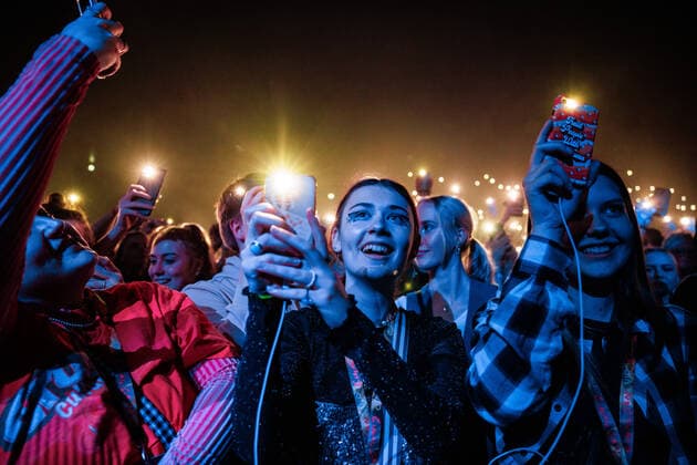 Concert goers at Conan Gray concert Copenhagen, Denmark. 07th, May 2022. Concert goers seen at a live concert with the American singer and songwriter Conan Gray at KB Hallen at Frederiksberg, Copenhagen. Copenhagen Denmark  Copyright: xGonzalesxPhoto PeterxTroestx