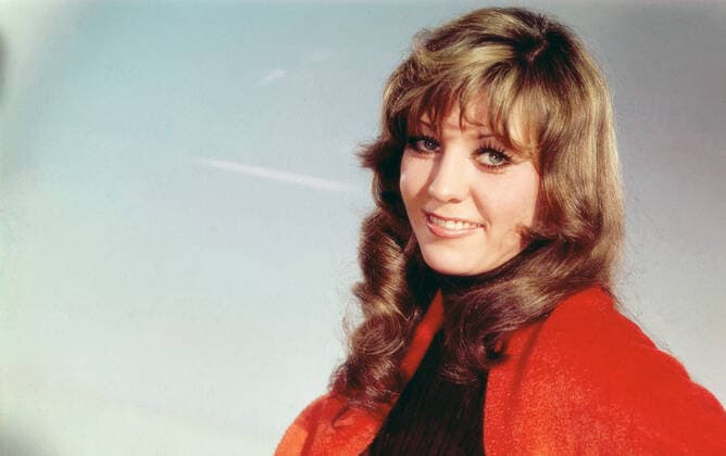 DORTHE KOLLO Dorthe Kollo, Künstlername Dorthe, dänische Schlagersängerin, Studioaufnahme, Deutschland, circa 1968. Dorthe Kollo, Stage name Dorthe, Danish Pop singer, Studio Still, Germany, circa 1968., Deutschland Copyright: ArthurxGrimm UnitedArchives82007653 EDITORIAL USE ONLY