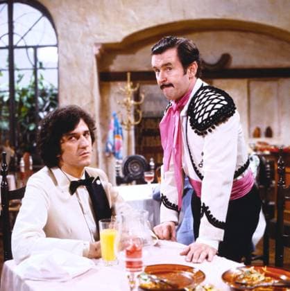 HOLLYWOOD, ICH KOMME Hollywood, ich komme, deutscher Fernsehfilm, Deutschland, 1980, Regie: Ralf Gregan, Szene: Ilja Richter als Felix, Ernst H. Hilbich als Henry. Hollywood, ich komme, German TV film, Germany, 1980, directed by Ralf Gregan, scene: Ilja Richter and Ernst H. Hilbich, Deutschland Copyright: kpa UnitedArchives55041366 EDITORIAL USE ONLY