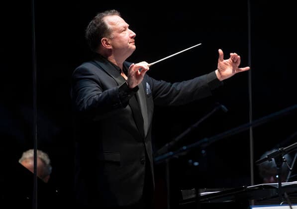 Conductor David Robert Coleman performs with Moravian Philharmonic during the opening concert of pianist and composer Uri Caine at the American Spring International Music Festival in Prague, Czech Republic, May 10, 2022. (CTKxPhoto MichaelaxRihova) CTKPhotoP2022051008705  mir 8