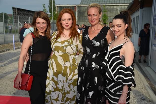 Iris Mareike Steen, Olivia Marei, Eva Mona Rodekirchen, Anne Menden bei der 30 Jahre GZSZ Jubliäumsparty im Kolle-Kiez in Potsdam am 10.05.2022 *** Iris Mareike Steen, Olivia Marei, Eva Mona Rodekirchen, Anne Menden at the 30 years GZSZ anniversary party at Kolle Kiez in Potsdam on 10 05 2022