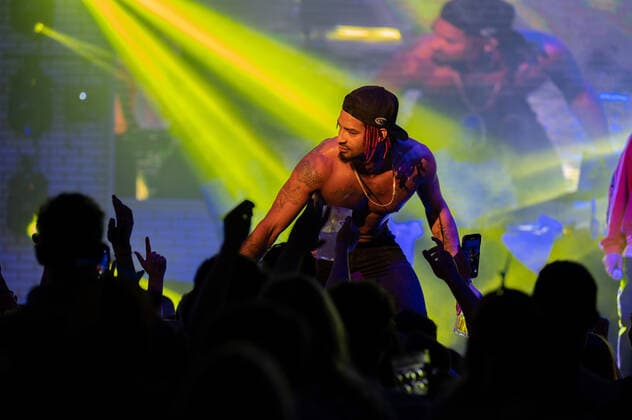 Entertainment Bilder des Tages 20220511 Maxwell und Joshi Mizu live im Mega Park PALMA, SPAIN - MAY 11 2022 : Maxwell (Rapper) - Maxwell Kwabena Schaden at - Maxwell und Joshi Mizu live im Mega Park on May 11, 2022 in Palma, . Palma Baleares Spain