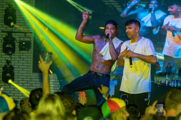 20220511 Maxwell und Joshi Mizu live im Mega Park PALMA, SPAIN - MAY 11 2022 : Maxwell (Rapper) - Maxwell Kwabena Schaden und Joshi Mizu - Josef Valenzuela at - Maxwell und Joshi Mizu live im Mega Park on May 11, 2022 in Palma, . Palma Baleares Spain