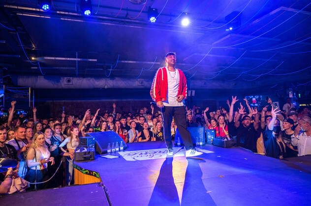 20220511 Maxwell und Joshi Mizu live im Mega Park PALMA, SPAIN - MAY 11 2022 : Joshi Mizu - Josef Valenzuela at - Maxwell und Joshi Mizu live im Mega Park on May 11, 2022 in Palma, . Palma Baleares Spain