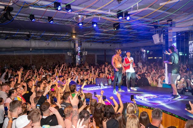 20220511 Maxwell und Joshi Mizu live im Mega Park PALMA, SPAIN - MAY 11 2022 : Maxwell (Rapper) - Maxwell Kwabena Schaden und Joshi Mizu - Josef Valenzuela at - Maxwell und Joshi Mizu live im Mega Park on May 11, 2022 in Palma, . Palma Baleares Spain