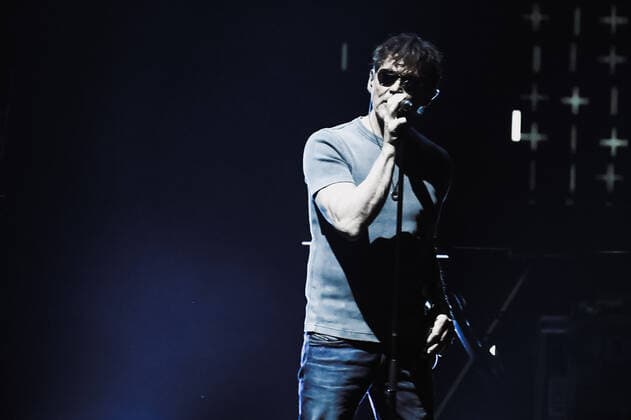 A-ha Konzert in Berlin 11.05.2022, xlakx, Entertaiment Musik Pop, a-ha emspor, v.l.Die norwegische Band a-ha um Saenger Morten Harket (M) tritt in der Mercedes Benz Arena auf. Deutschlandtournee play hunting high and low . Berlin