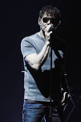 A-ha Konzert in Berlin 11.05.2022, xlakx, Entertaiment Musik Pop, a-ha emspor, v.l.Die norwegische Band a-ha um Saenger Morten Harket (M) tritt in der Mercedes Benz Arena auf. Deutschlandtournee play hunting high and low . Berlin