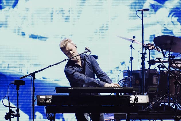 11.05.2022, xlakx, Entertaiment Musik Pop, a-ha emspor, v.l.Die norwegische Band a-ha um Magne Furuholmen tritt in der Mercedes Benz Arena auf. Deutschlandtournee play hunting high and low . Berlin