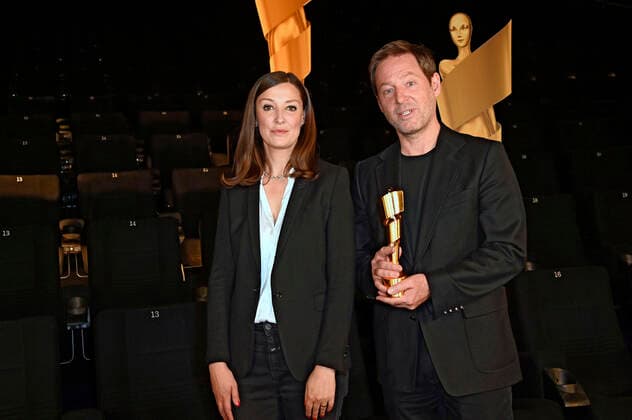 Alexandra Maria Lara und Florian Gallenberger bei der Bekanntgabe der Nominierungen für den Deutschen Filmpreis 2022 im Kino in der KulturBrauerei. Berlin, 12.05.2022