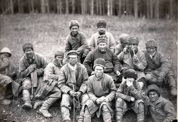 Group of Russian convicts Group of Russian convicts Copyright: xPhoto12 AnnxRonanxPicturexLibraryx ARP18A09_387