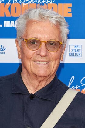 Henry Huebchen - Premiere Stasikomoedie im Delphi Kino in Berlin am 12.05.2022. Premiere Stasikomoedie