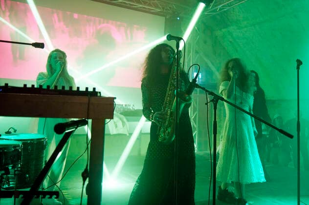 Pussy Riot live bei einem Konzert der Riot Days Tour in der Shedhalle im Funkhaus Berlin. Berlin, 12.05.2022