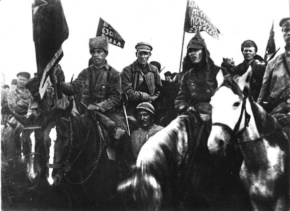 Cossacks and the Red Army on the Polish front Cossacks and the Red Army on the Polish front 1920 Russia (War against the White Russians ) Private collection Copyright: xPhoto12x ASI01138_H304600